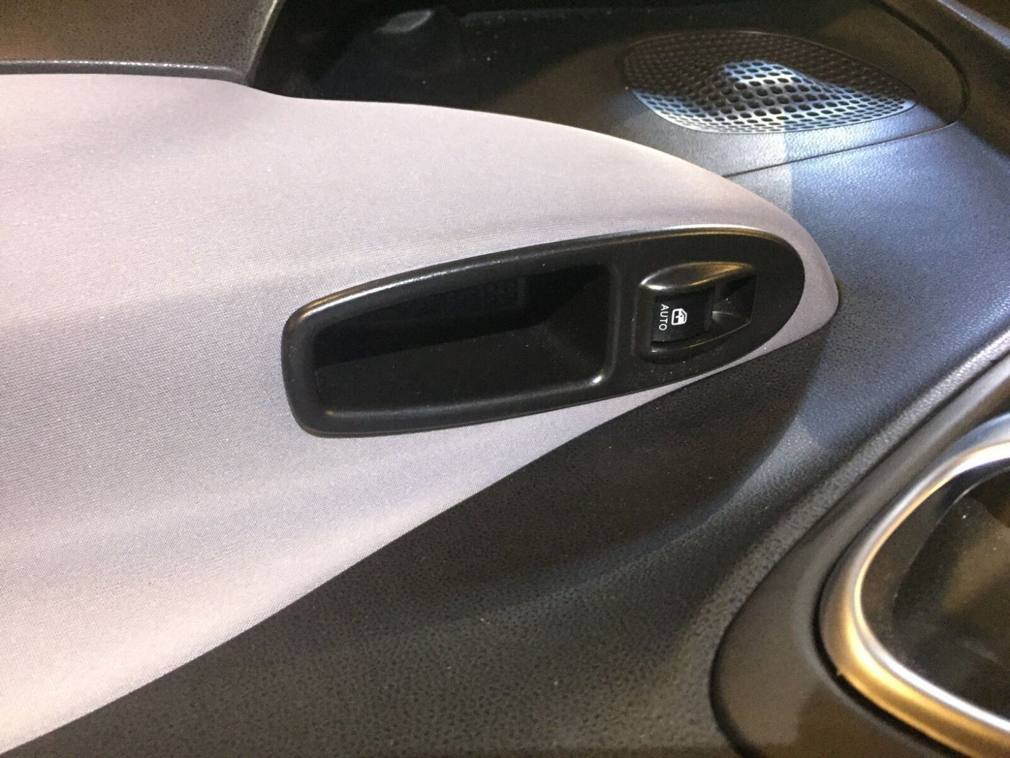 2014 2015 2016 2017 Fiat 500l Door Panel Rear Right Trim Passenger Side 2298768