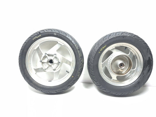 2001 Honda Magna Vf750 Wheel Rim W/ Tire Front 17x3.0 & Rear 15x3.5 OEM