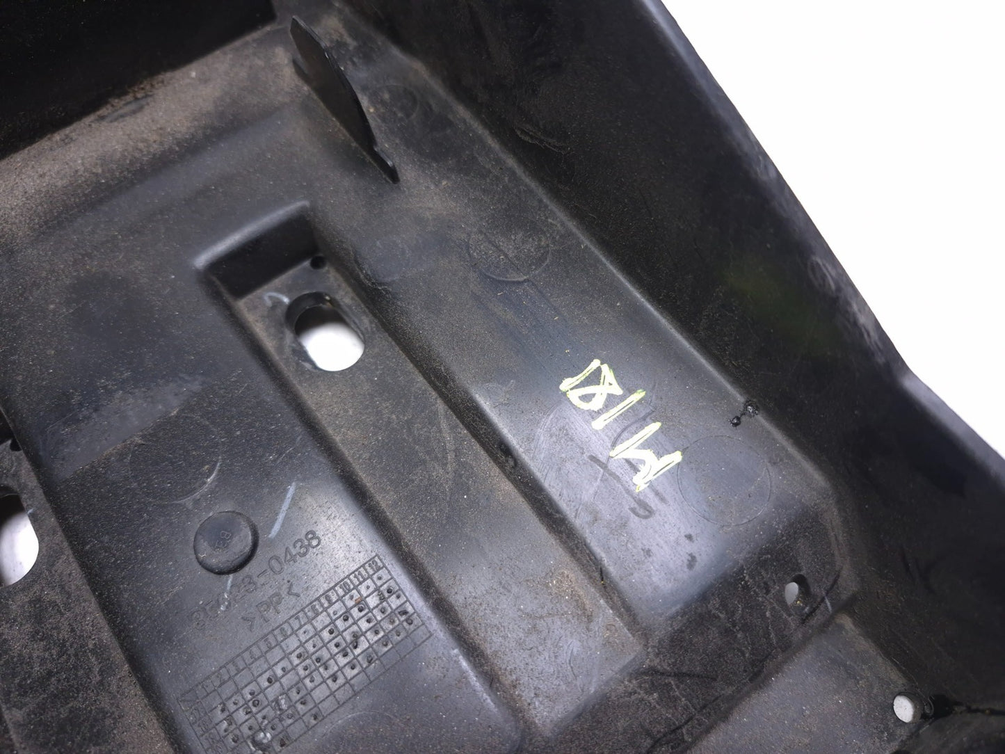 2023 Kawasaki Er400 Z400 Battery Tray Bracket Mount OEM