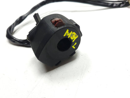 2015 - 2018 Yamaha Yzf-r3 Yzfr3 Left Handlebar Headlight Horn Switch  OEM