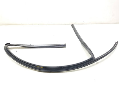 2009 - 2017 Audi Q5 Door Weatherstrip Front Passenger Side Right OEM