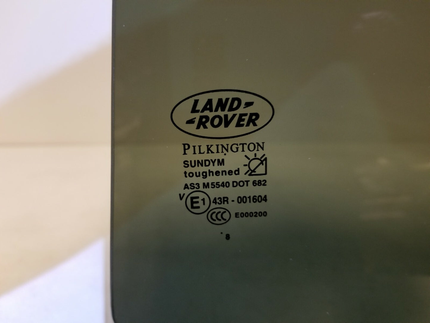 2009 Range Rover Sport Rear Door Window Glass Left Driver Side OEM