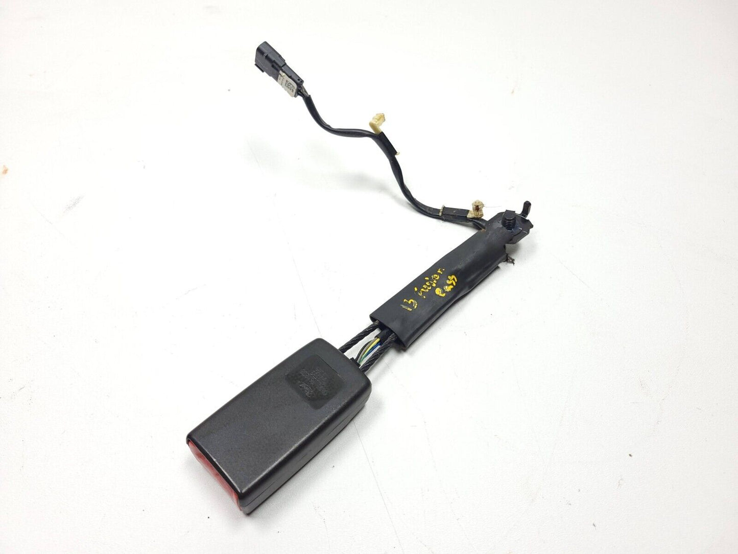 2013 - 2016 Ford Front Right Passenger Seat Belt Buckle Latch OEM