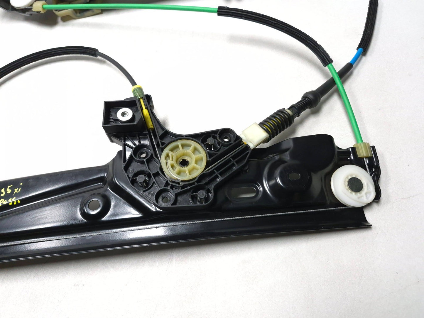 2011 BMW 535i F10 Front Window Regulator Passenger Side Right Without Motor OEM