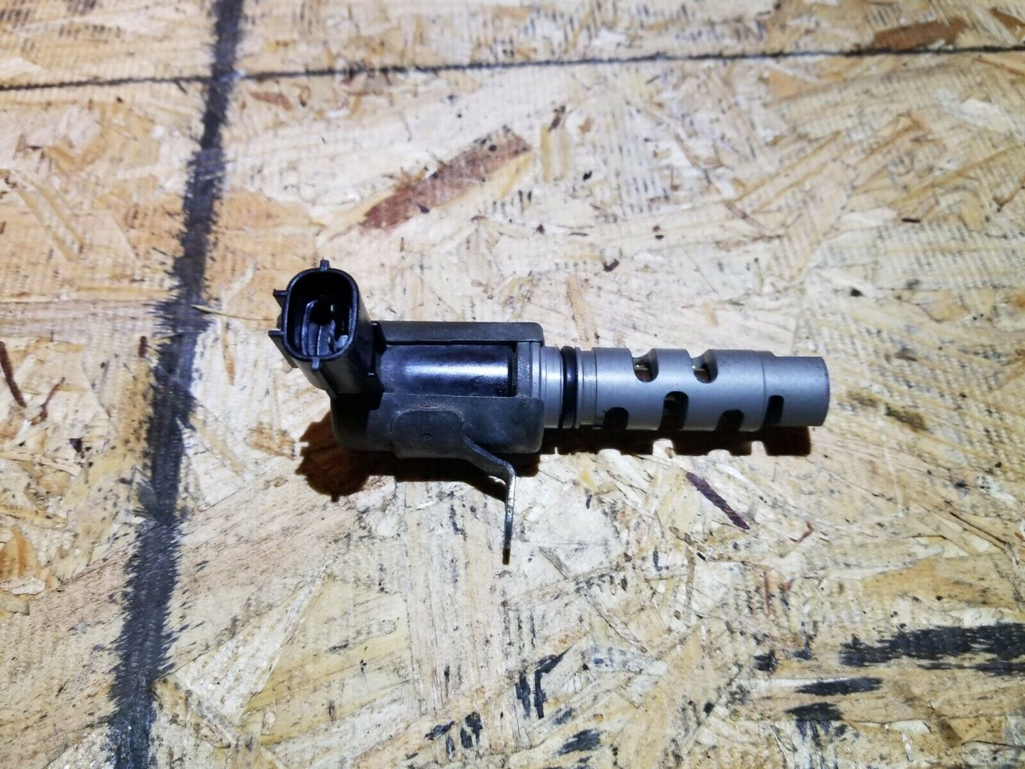 07 08 09 10 Chrysler Sebring 2.4l Intake Variable Timing Solenoid OEM