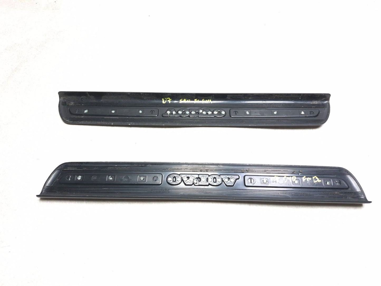 2007 Volvo S40 Front Door Sill Plate Trim Left & Right OEM