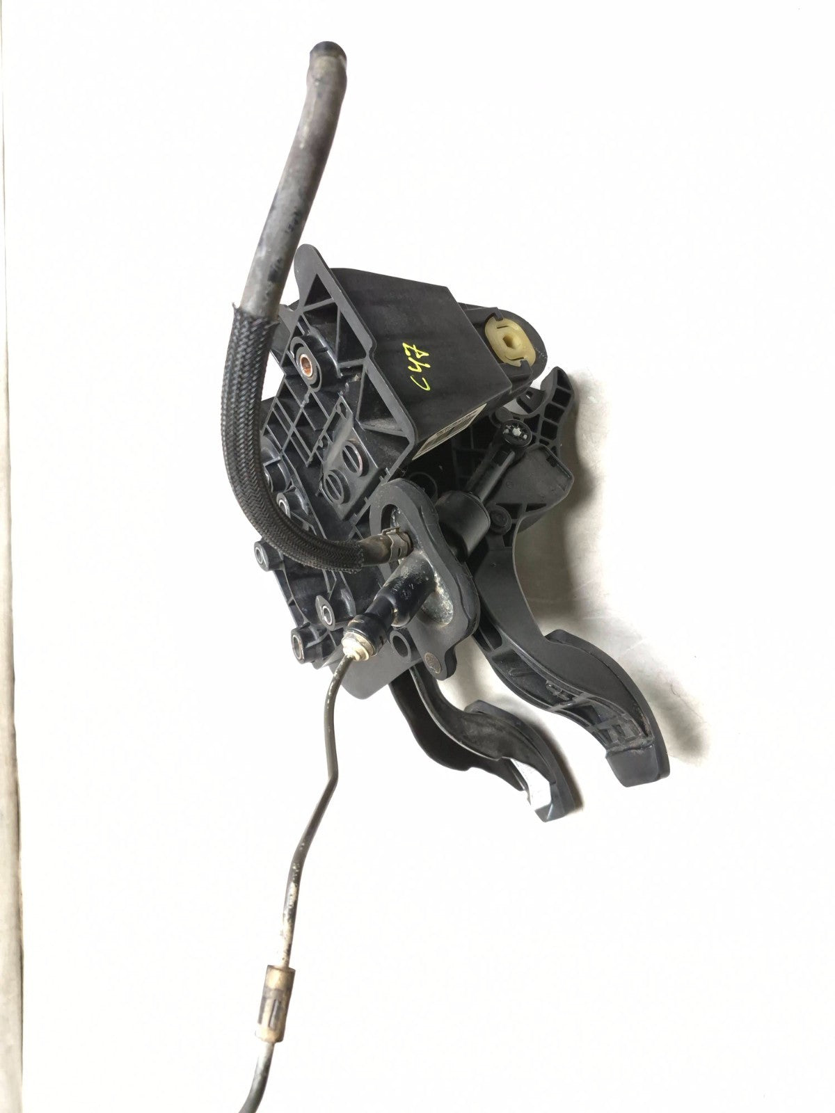 2013 Fiat 500 Turbo Brake & Clutch Pedal Cluster Box OEM
