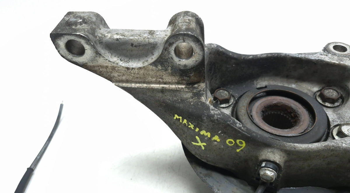 2009 Nissan Maxima Front Spindle Knuckle W/hub Left Driver Side OEM