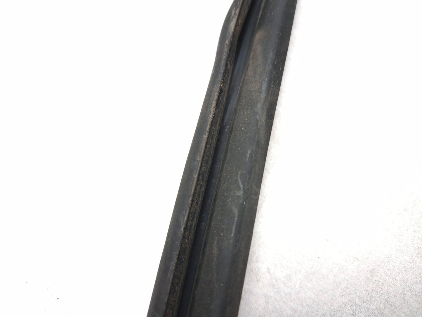 2018 Nissan Altima Rear Door Weatherstrip Seal Left Driver Side 4 Pcs OEM