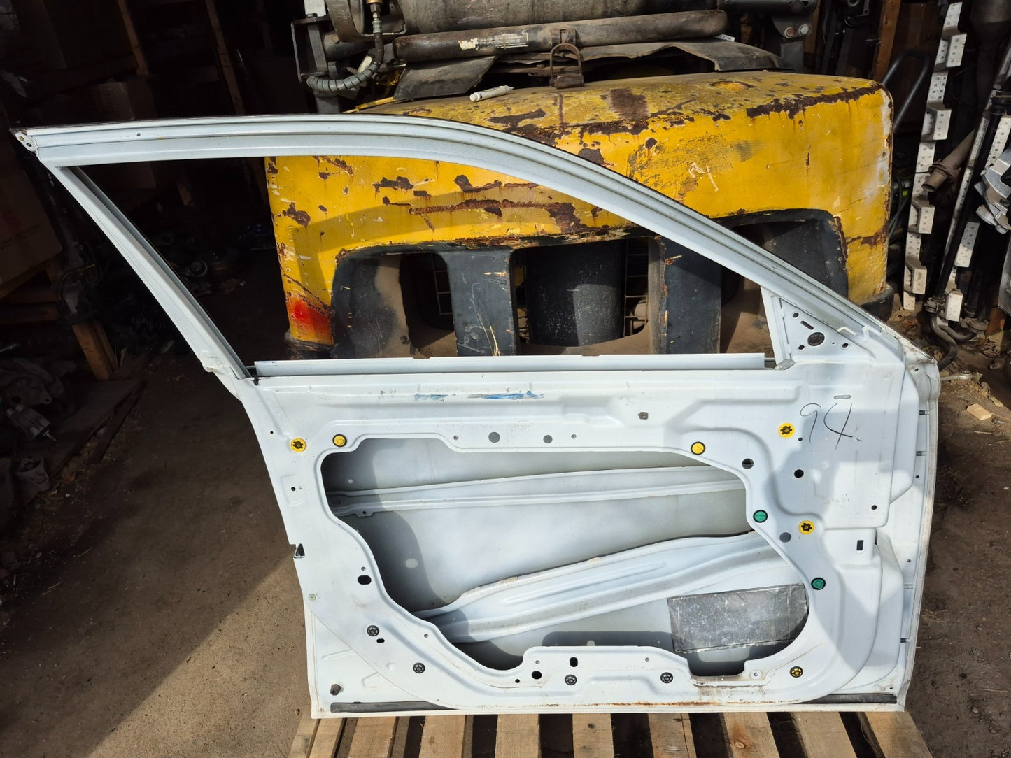 2018 Chrysler 300 Front Door Shell Driver Side Left OEM