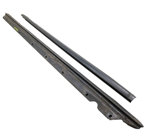 2008 - 2015 Nissan Rogue Front Door Window Belt Seal Driver Side Left 2pcs OEM