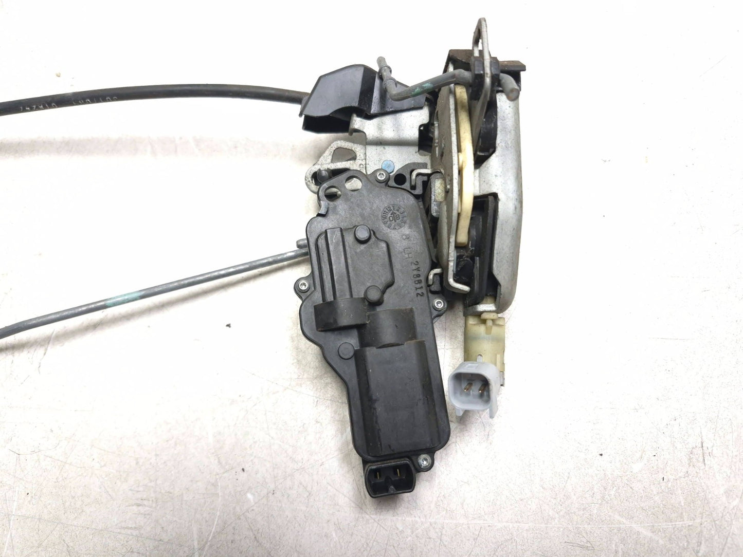2008 Lincoln Navigator Rear Door Lock Latch Actuator Driver Side Left  OEM