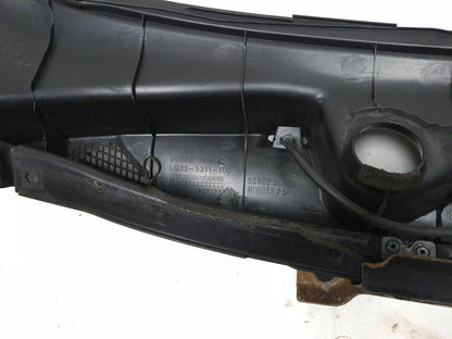 2015 Nissan Juke Windshield Wiper Motor Cover Cowl 668621km1e OEM