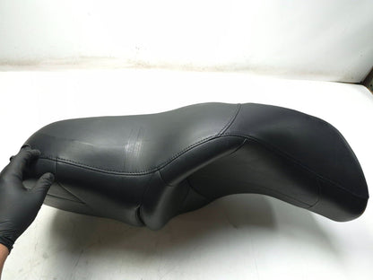 2007 Harley Touring Street Glide Seat & Passenger Backrest Pair OEM