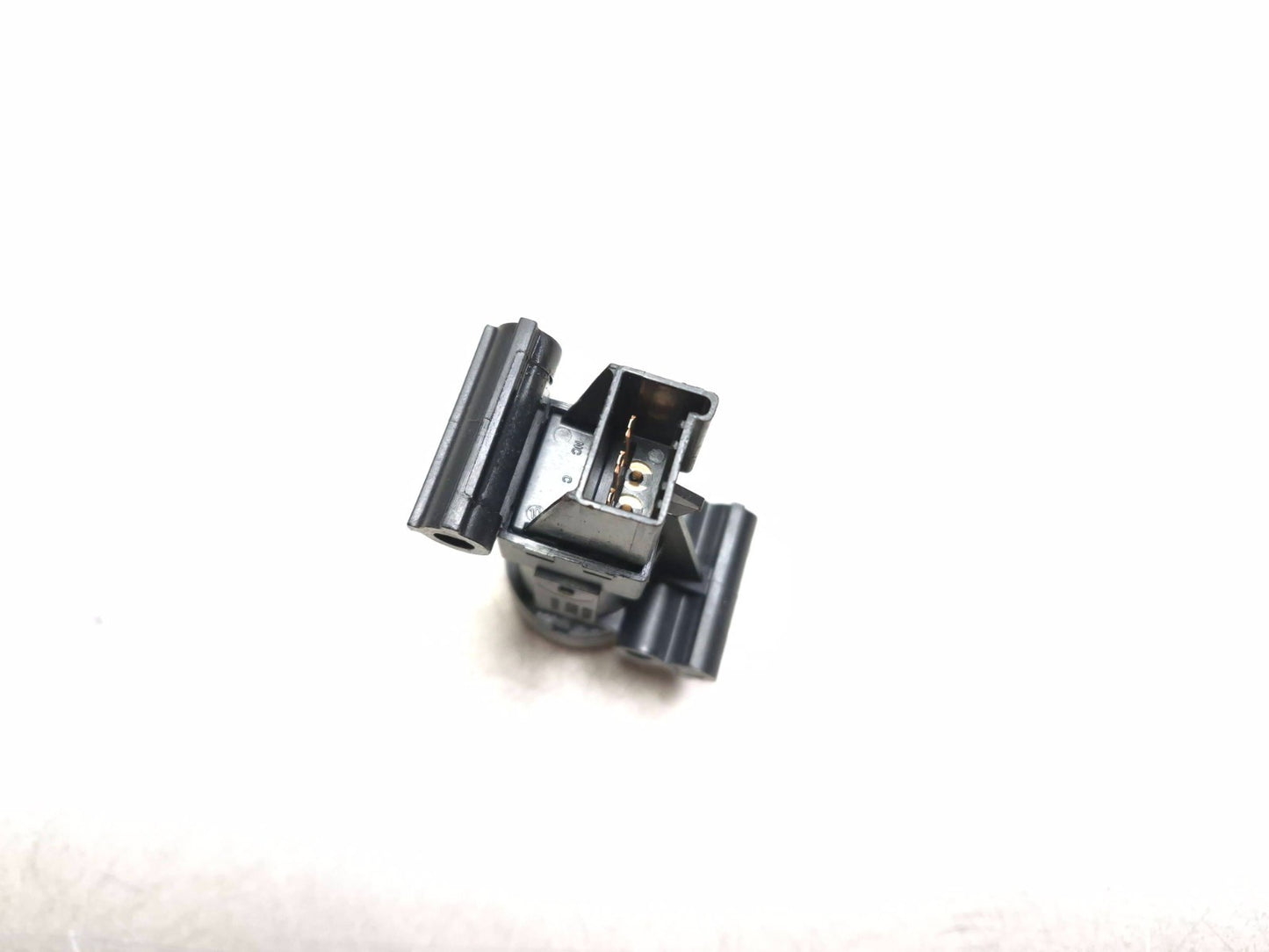 2008 Lincoln Navigator Fuel Pump Cut-off Switch   OEM
