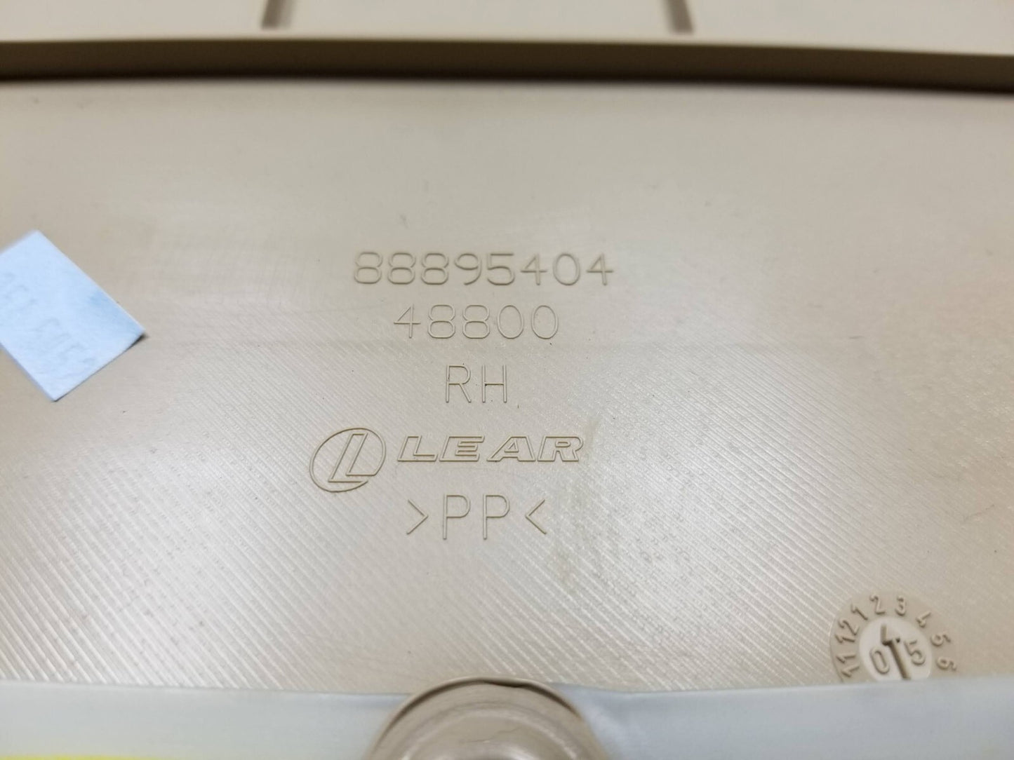 06 - 09 Cadillac Srx Front Seat Trim Cover Panel Front Passenger Side Right OEM