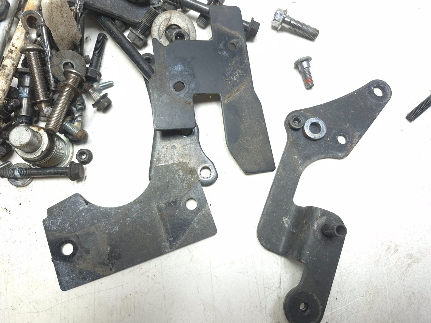 2009 Honda Vt750 Shadow Spirit Misc Bolt & Hardware Bracket OEM