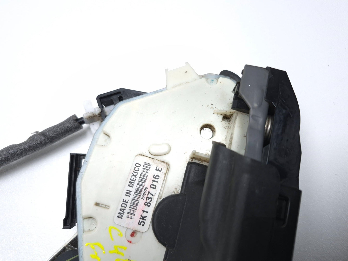 2015 Volkswagen Golf Front Door Lock Actuator Passenger Side Right OEM