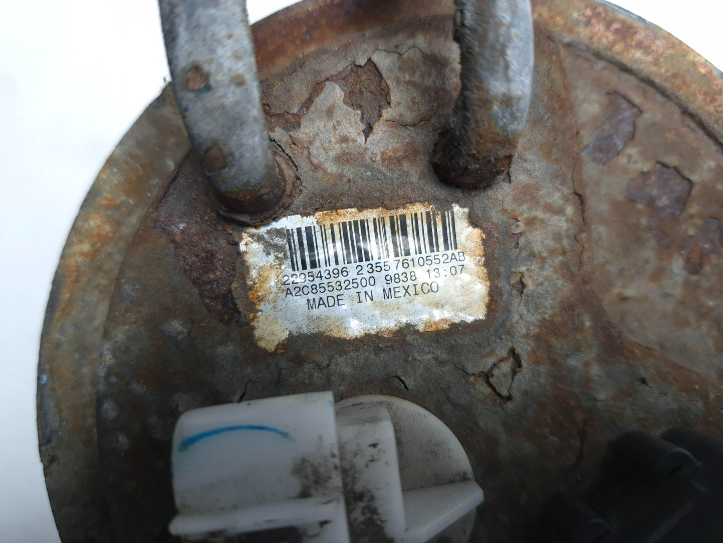 2013 Cadillac Escalade Esv Fuel Pump OEM