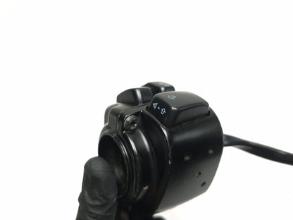 1996-2006 Harley Sportster Dyna Softail Left Handlebar Switch Housing 71682-06
