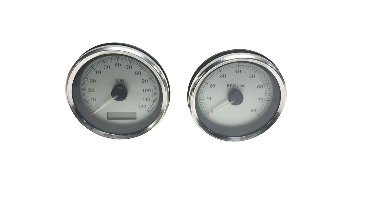 2007 Harley Touring Street Glide Speeedometer & Tachometer Pair OEM