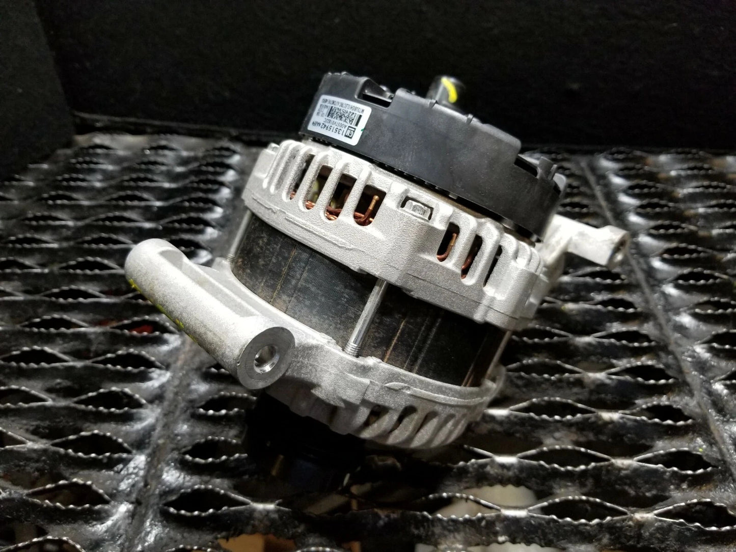 2017 Chevrolet Malibu Alternator OEM
