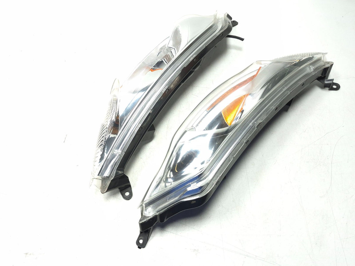 2011-2014 Nissan Juke Front Upper Turn Signal Parking Light Lamp Lh & Rh OEM
