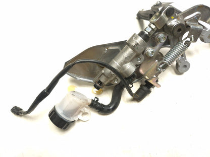 2025 Yamaha Yzf R3 Rear Brake Master Cylinder W/ Footrest Assy OEM