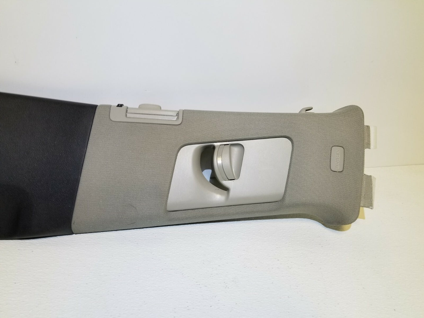 2015 Audi Q7 Center B Pillar Upper Trim Panel W/ Air Vent Left Driver Side OEM
