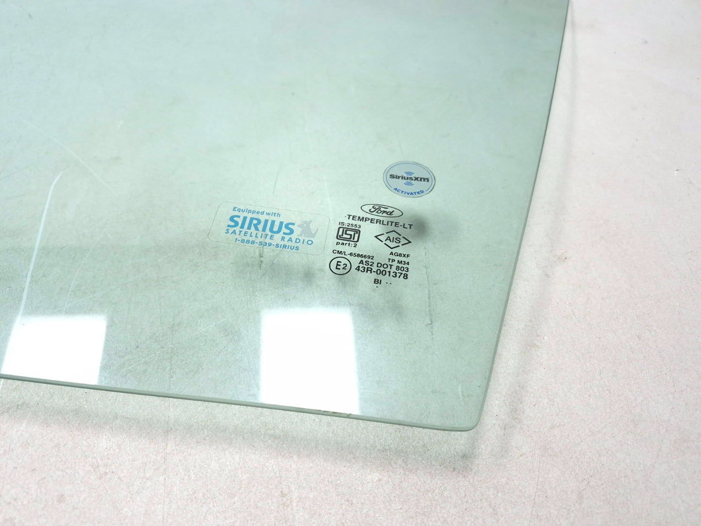 2019 Ford Ecosport Door Window Glass Front Driver Side Left OEM