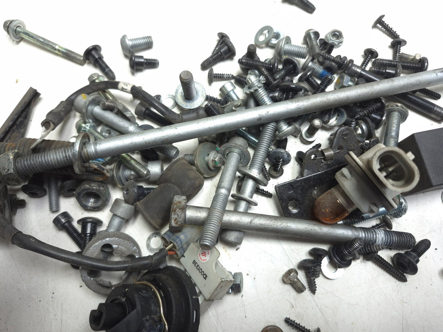2022 Piaggio Liberty 150 Misc Bolt Hardware Bracket W/ Ignition Switch & Key OEM