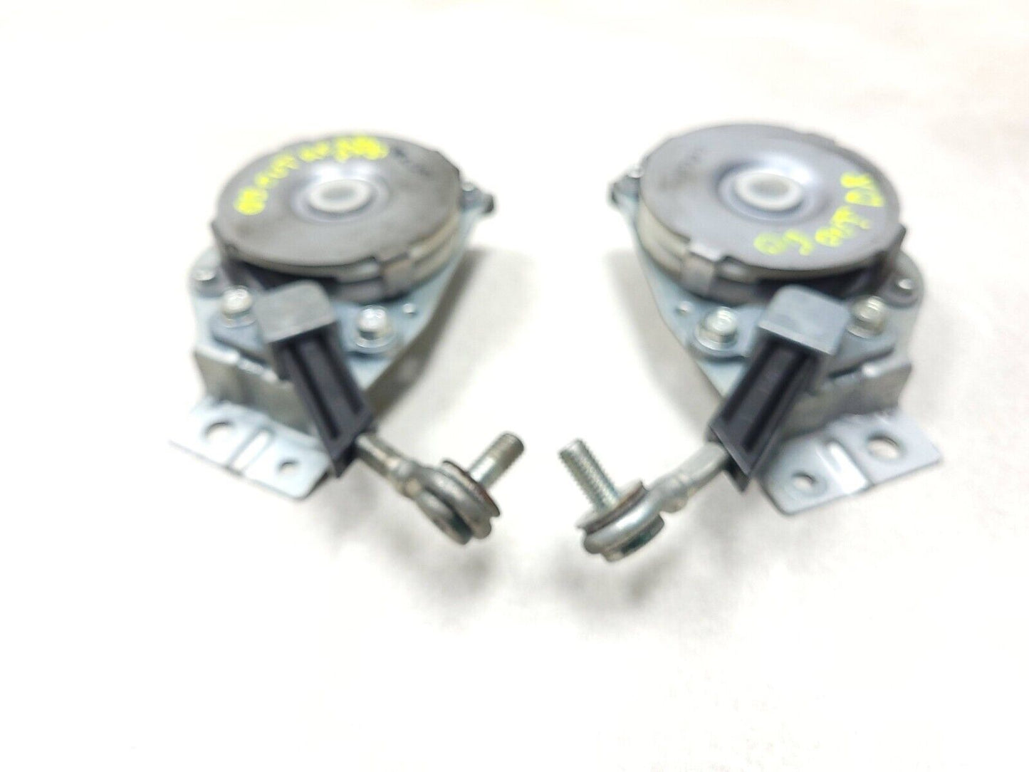 2007 - 2013 Mitsubishi Outlander Tailgate Assist Spring Lift Left & Right OEM