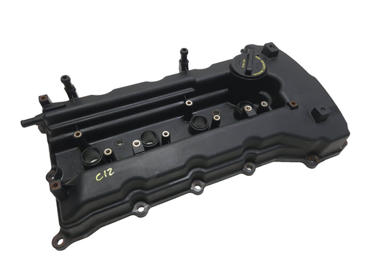 2011 Kia Sportage Engine Valve Cover  2.4l OEM