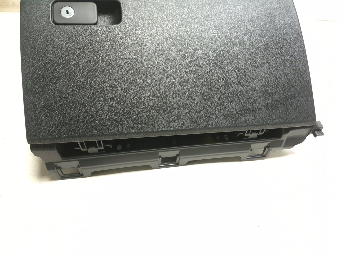 2018 Hyundai Sonata Glove Box 84510-c2001-try OEM