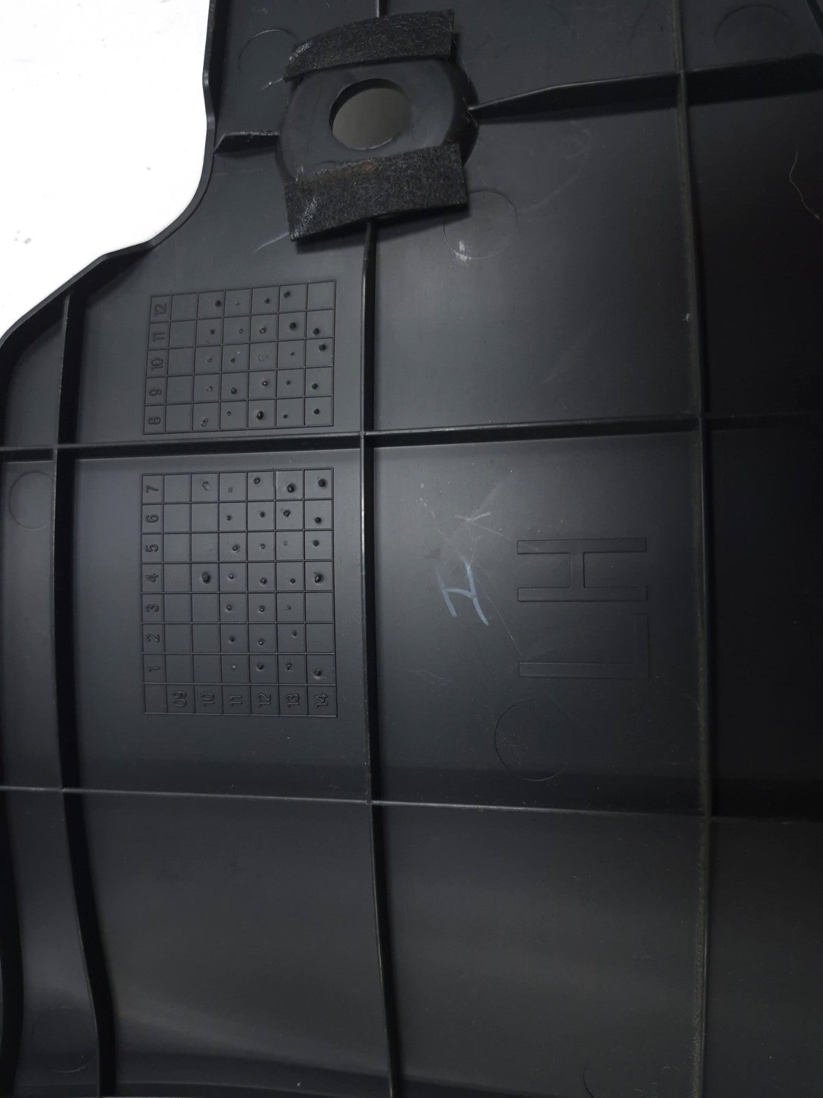 2015 Nissan Juke Lower Dash Cover Trim Left & Right OEM