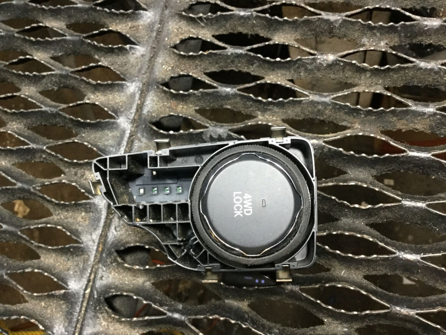 15 16 17 Jeep Renegade 4wd Lock Switch Button OEM
