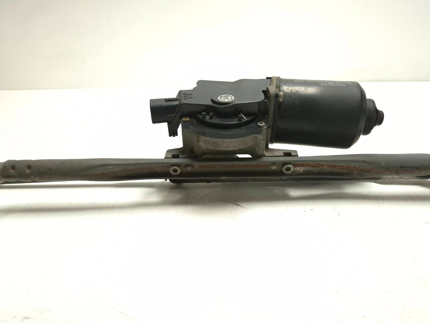 2007 Toyota Corolla Windshield Wiper Motor W/ Linkage OEM