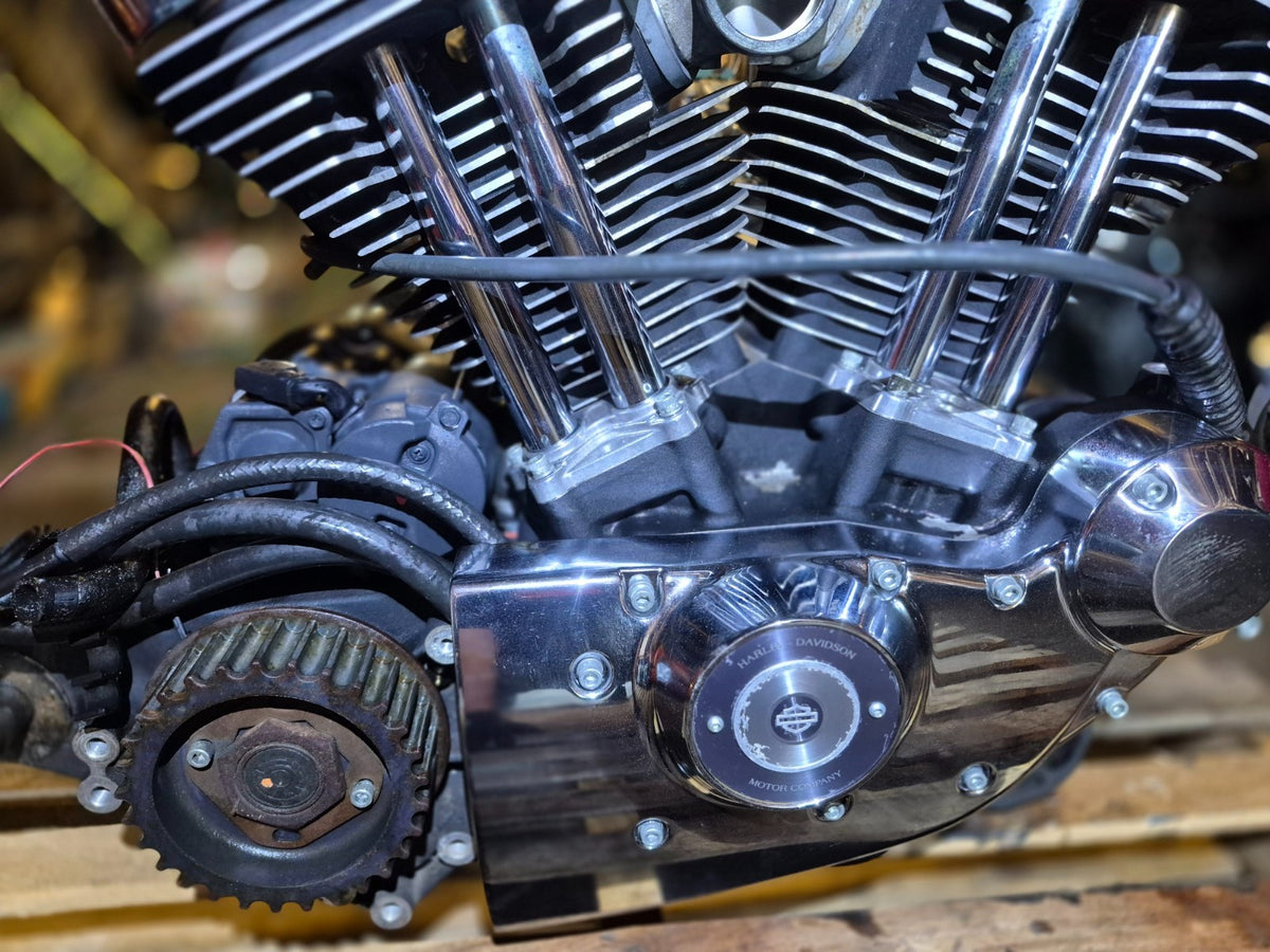 2004-2006 Harley Sportster 1200 Xl1200c Engine Motor Only 6k Miles OEM Evo