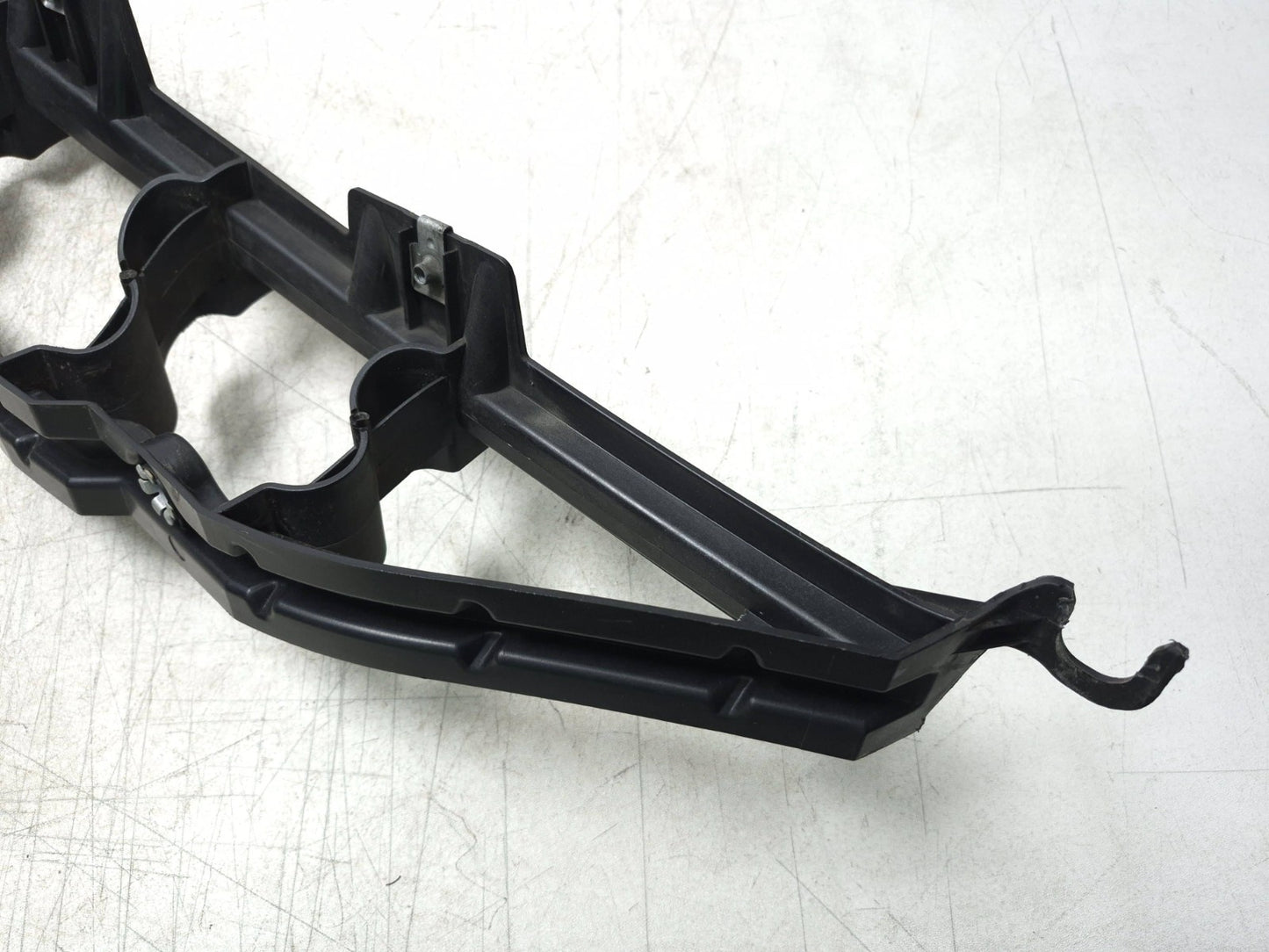 2008 BMW X6 E71 Front Fender Support Mount Bracket Left & Right OEM