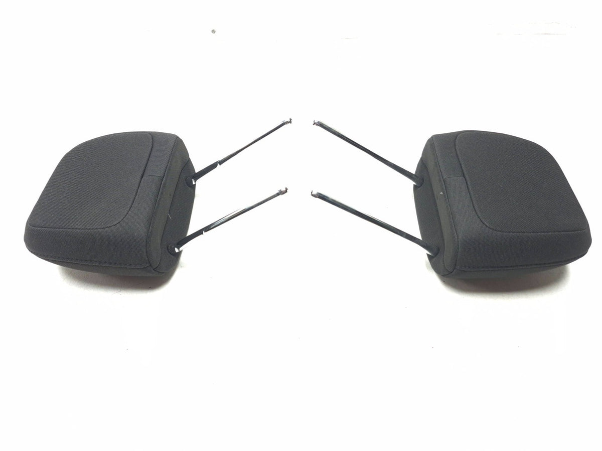 2015 Jeep Renegade Front Seat Headrest Left & Right OEM