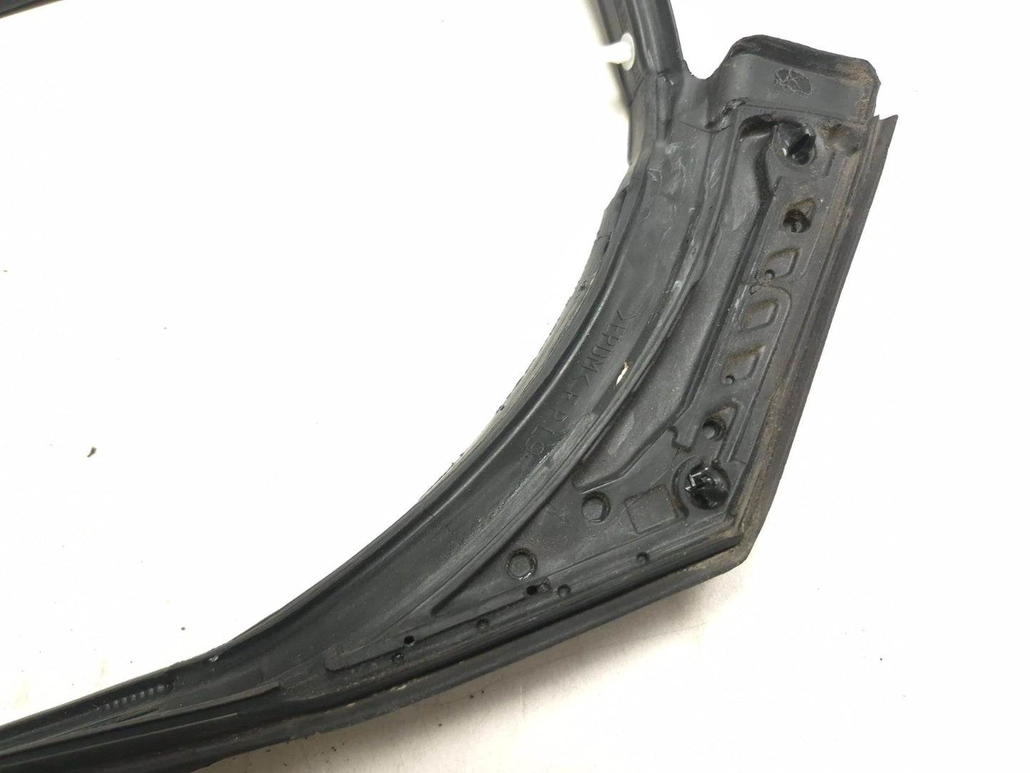 2018 Hyundai Sonata Front Door Weatherstrip Seal Driver Side Left 4pcs OEM