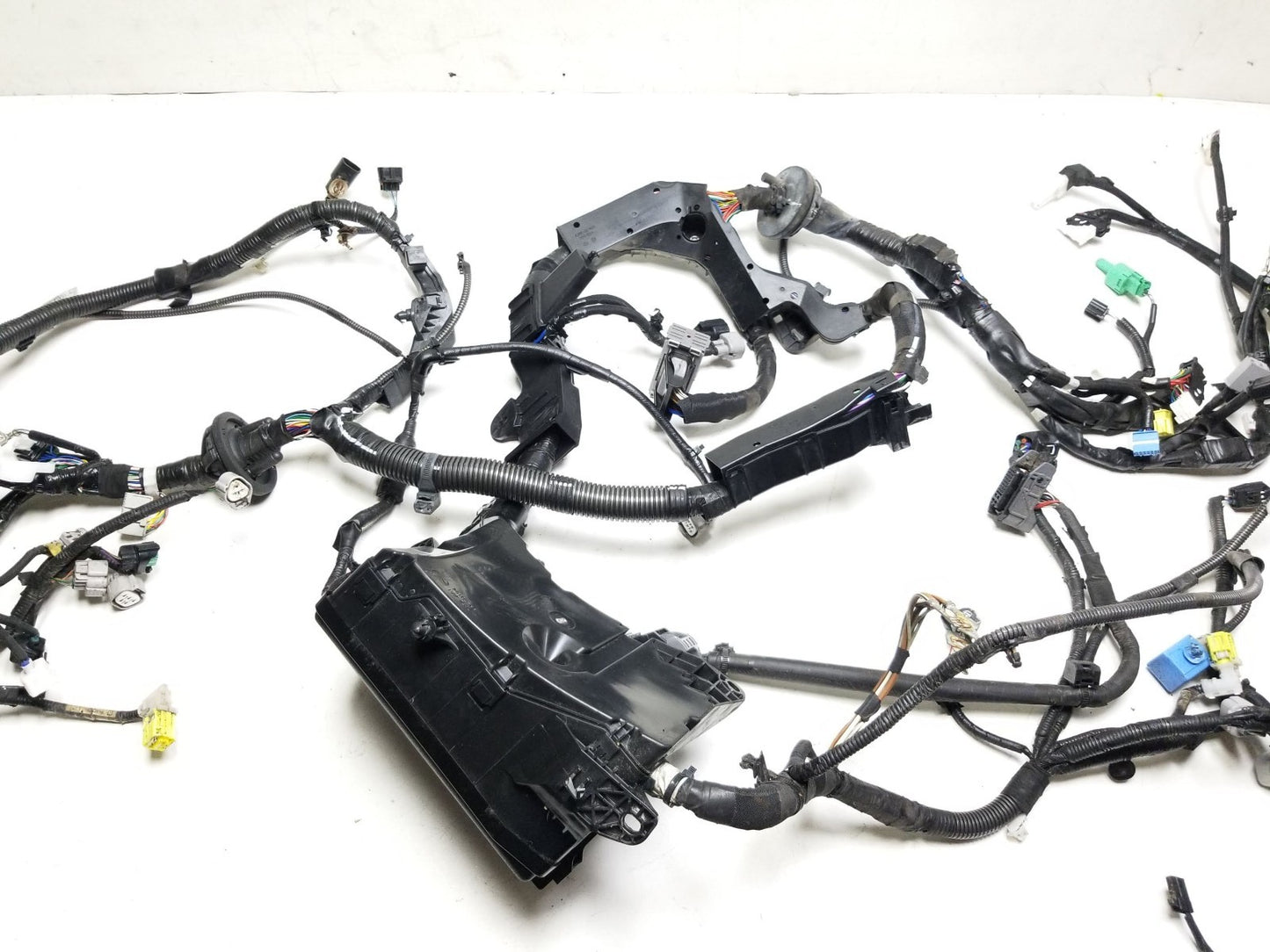 11-17 Lexus CT200h Fuse Box Wire Harness Oem✅