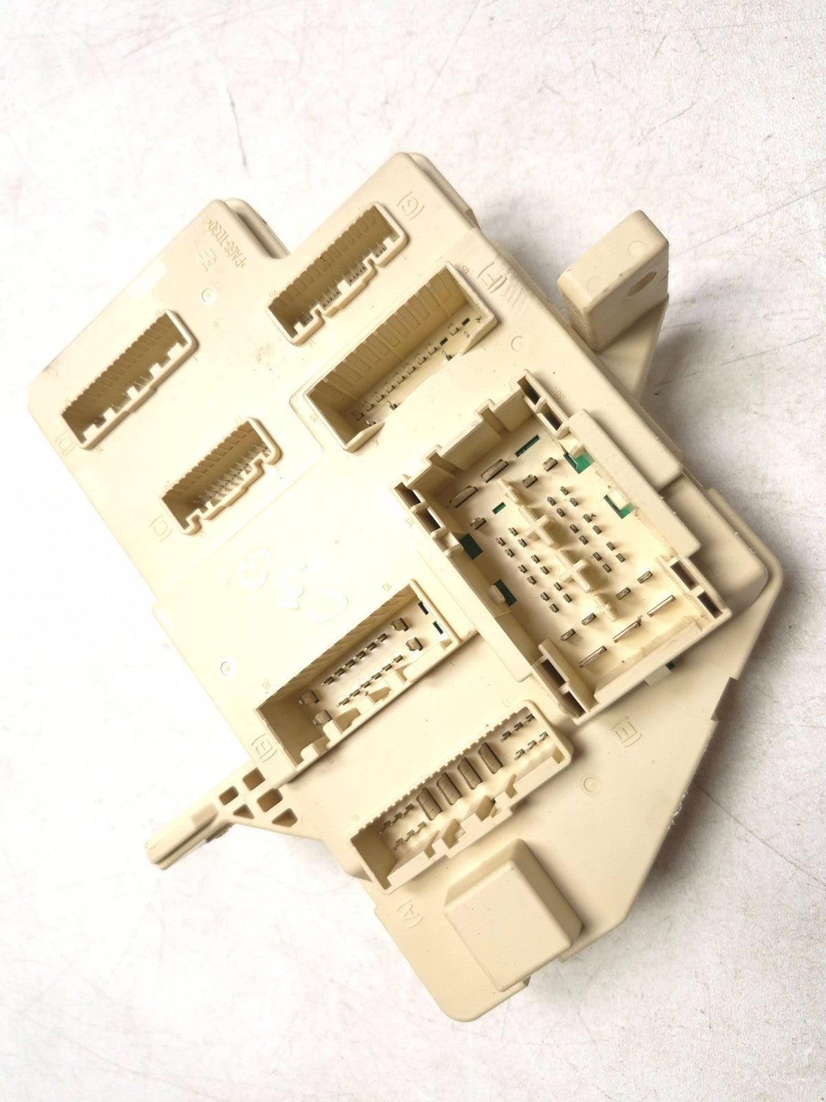 2013 Hyundai Genesis Cabin Fuse Relay Box Fusebox OEM