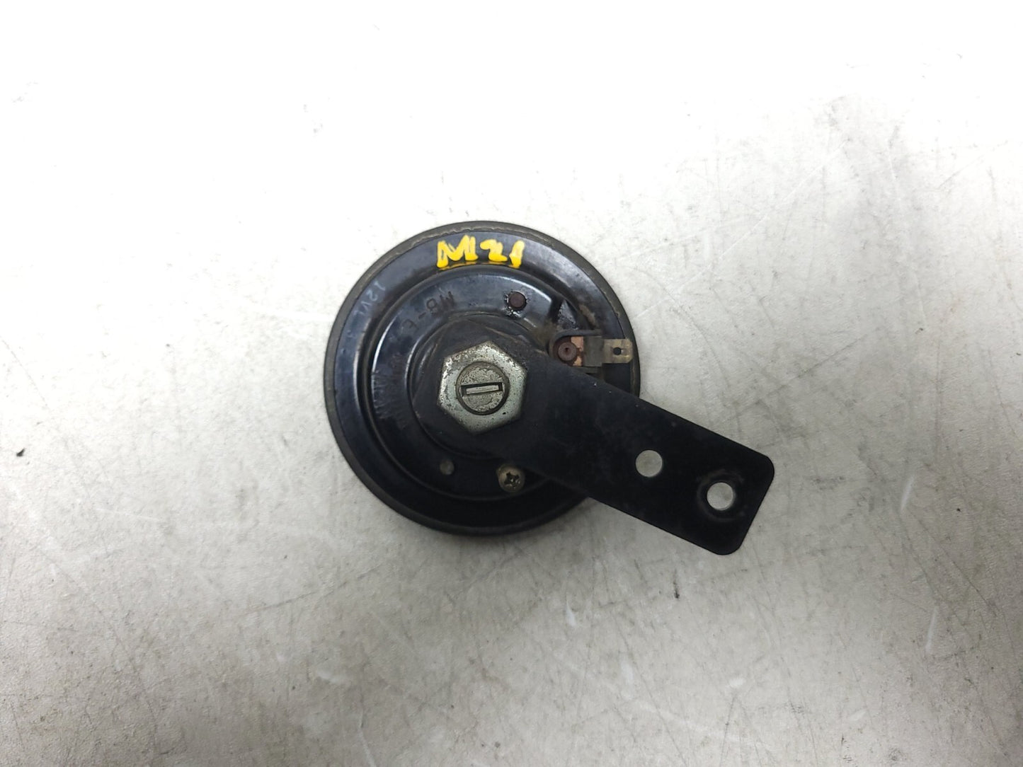 1984 - 1987 Honda Gl1200 Goldwing  Horn Signal  OEM