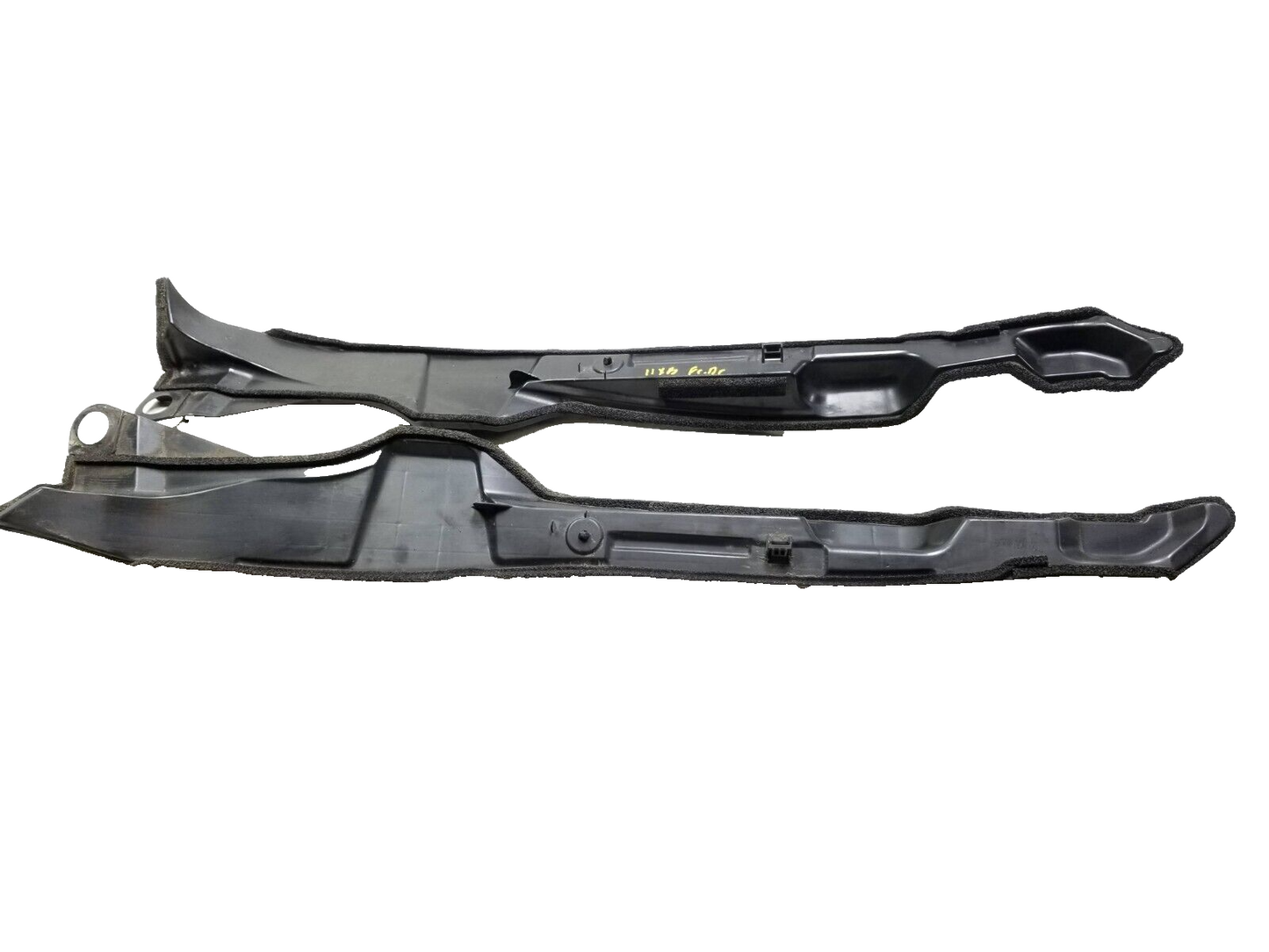 08 - 15 Scion Xb Front Fender Protector Left & Right Pair OEM