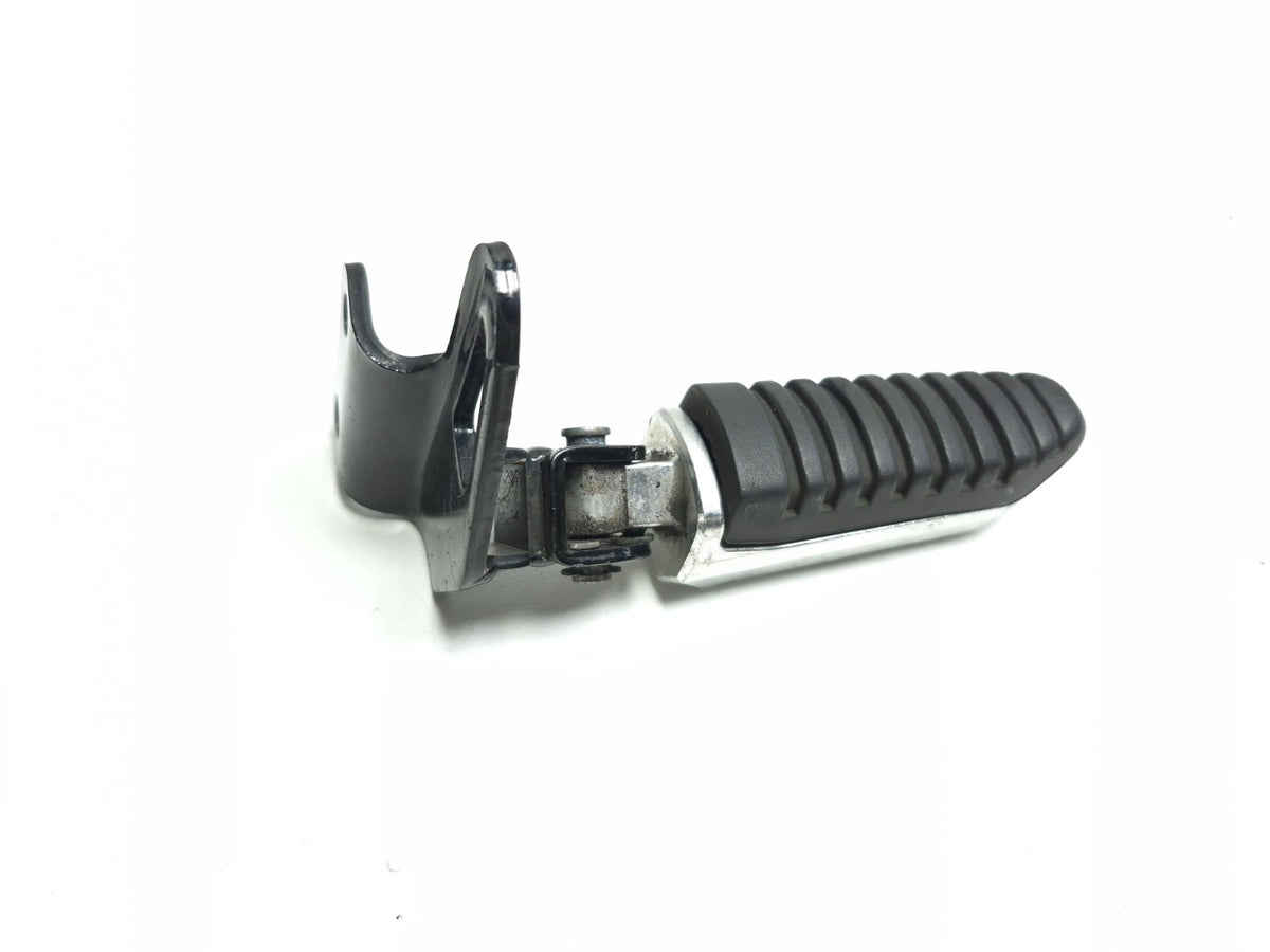 2009 Suzuki Boulevard M109r Vzr1800 Rear Footrest Left & Right OEM