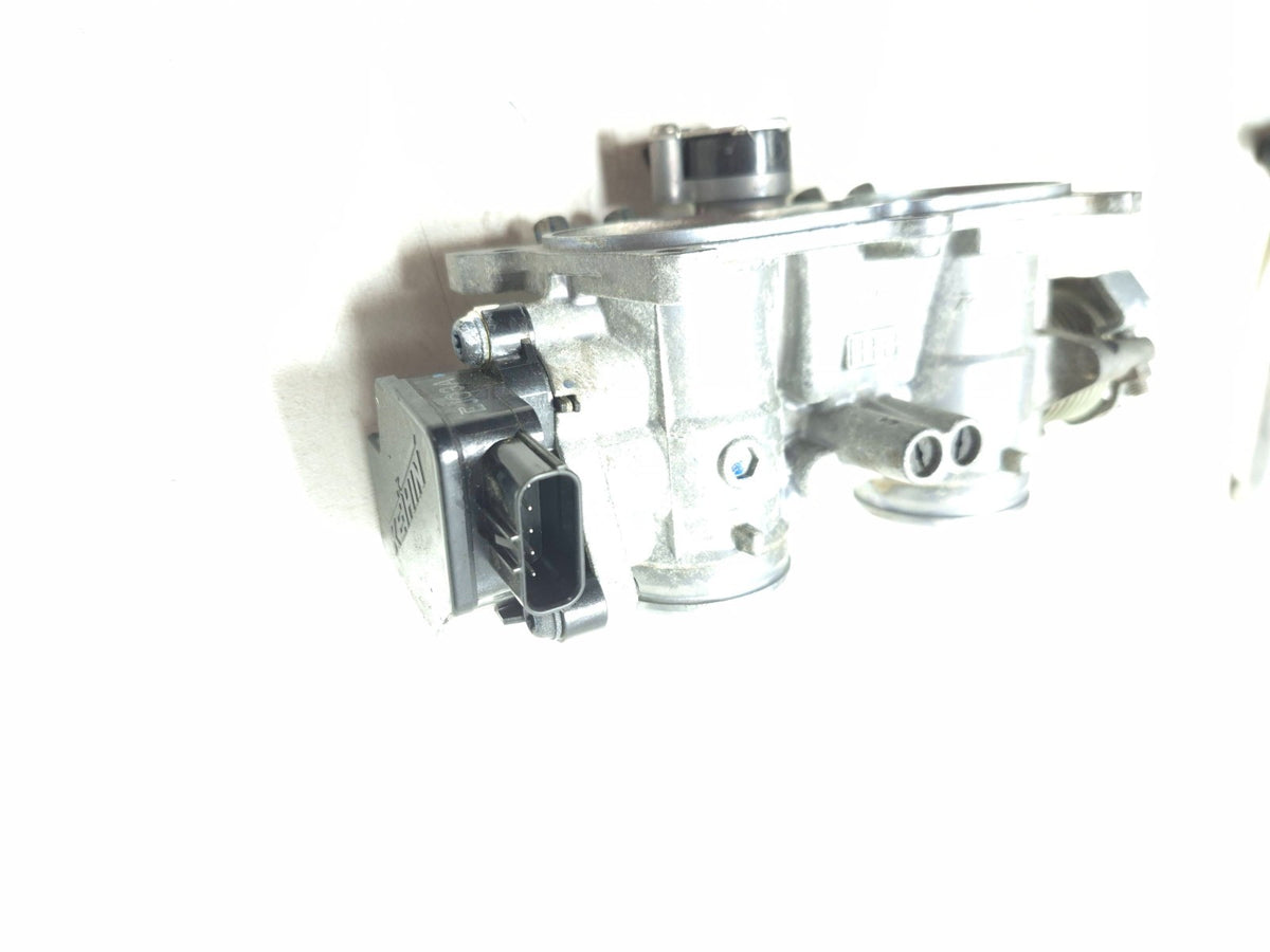 2015 Honda Cbr500r Throttle Body OEM