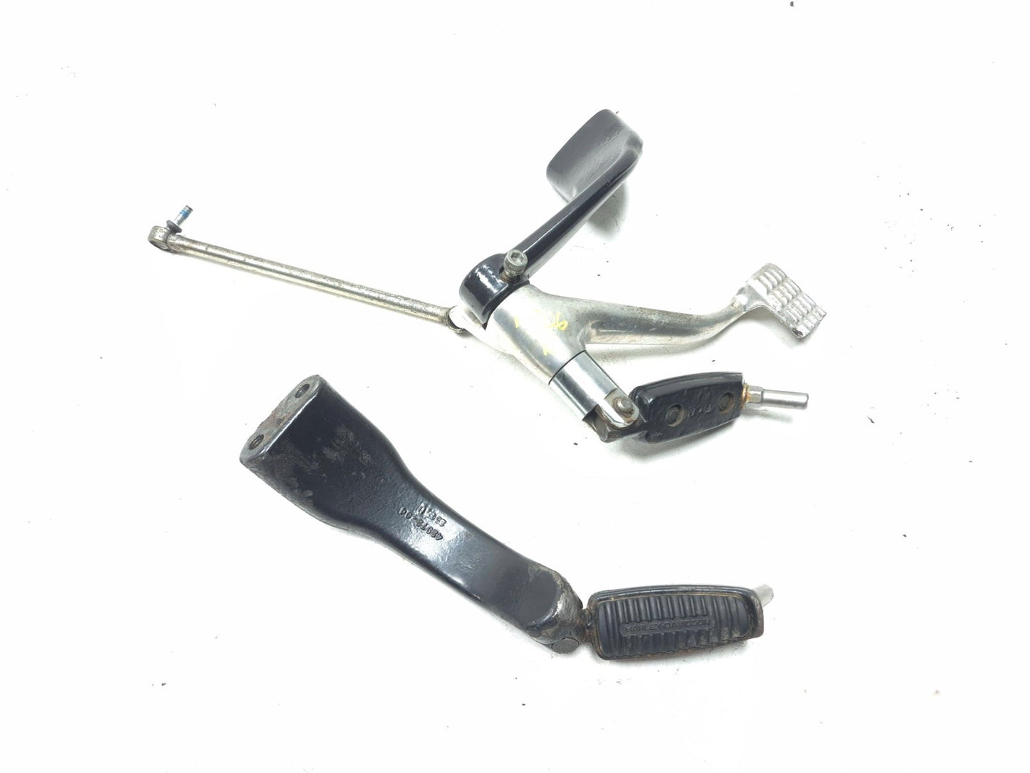 2004-2022 Harley-davidson Sportster Xl883l Front Foot Peg Left & Right OEM