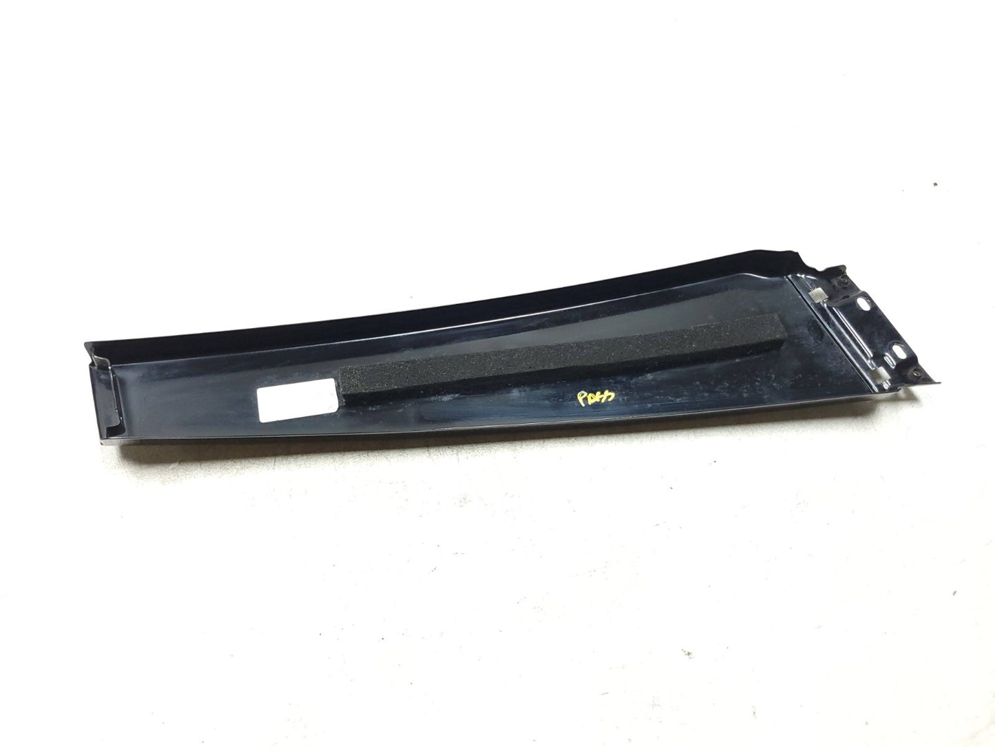 2004 - 2010 Audi A8l Door B Pillar Exterior Molding Left & Right OEM