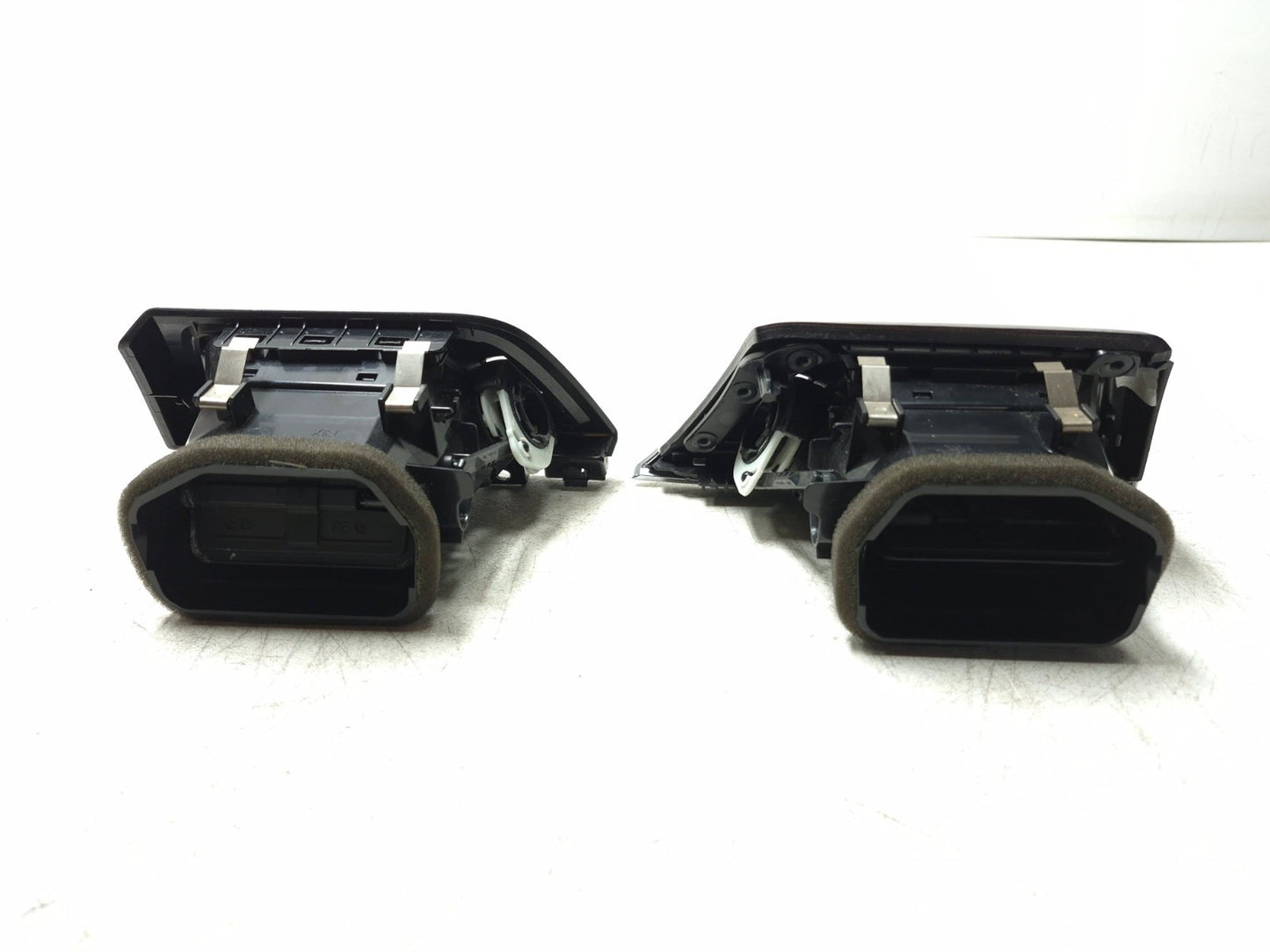 2013 BMW 328i F30 Dashboard Air Vent Grille Left & Right Pair OEM